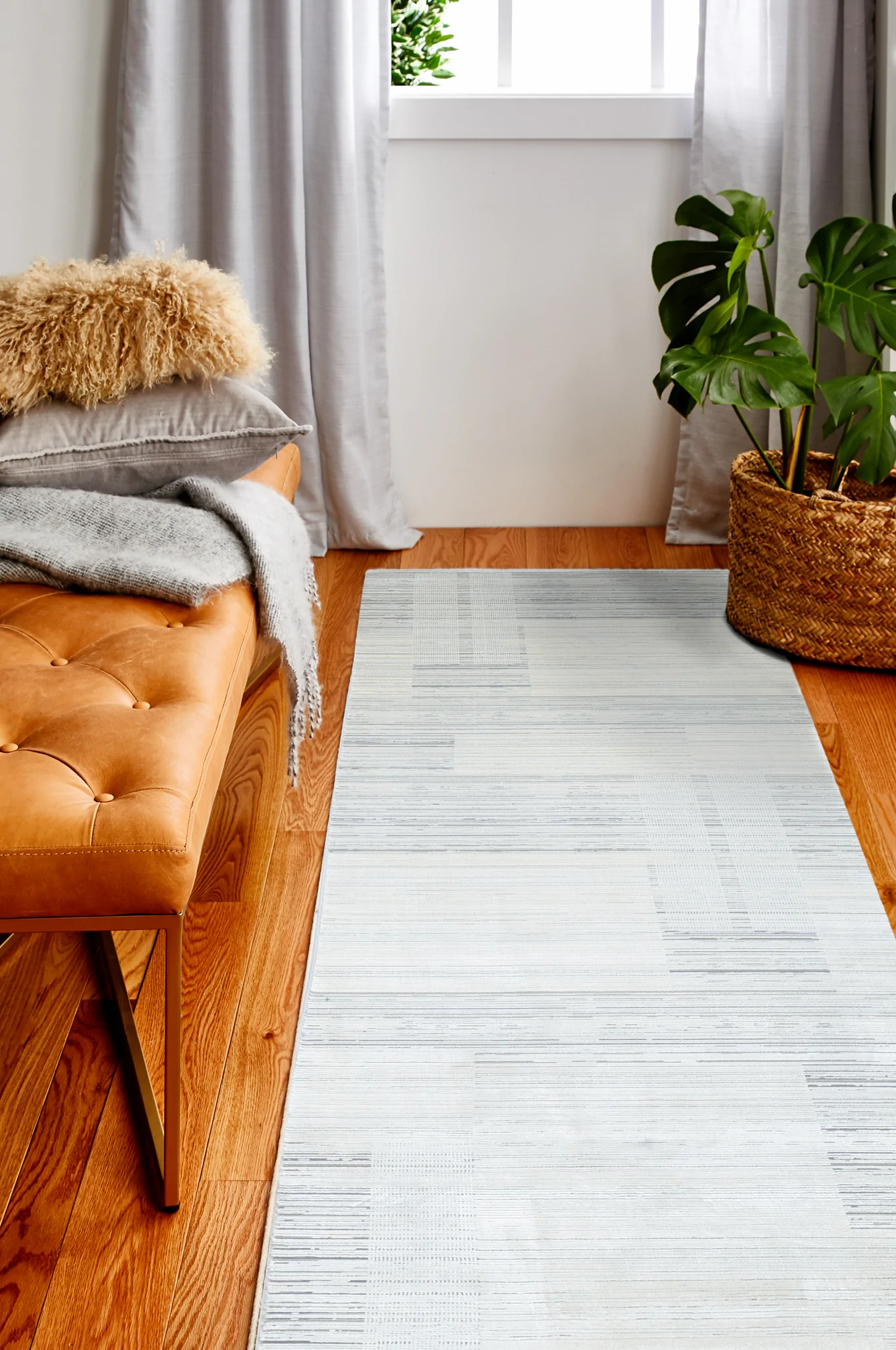 A161-IVGY-ALR132-RUN-CH_SCENE93_1024x1024@2x