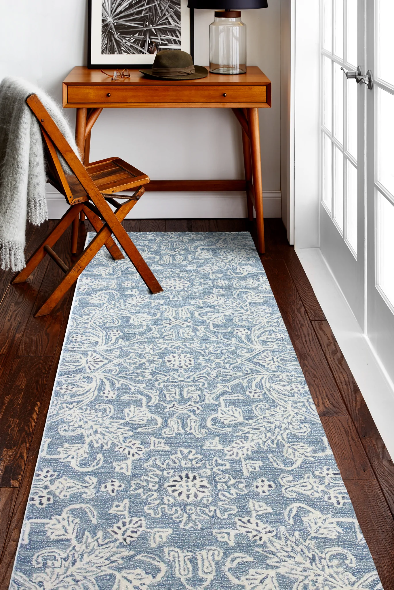 R129-BL-HG357-RUN-CH_SCENE70_1024x1024@2x