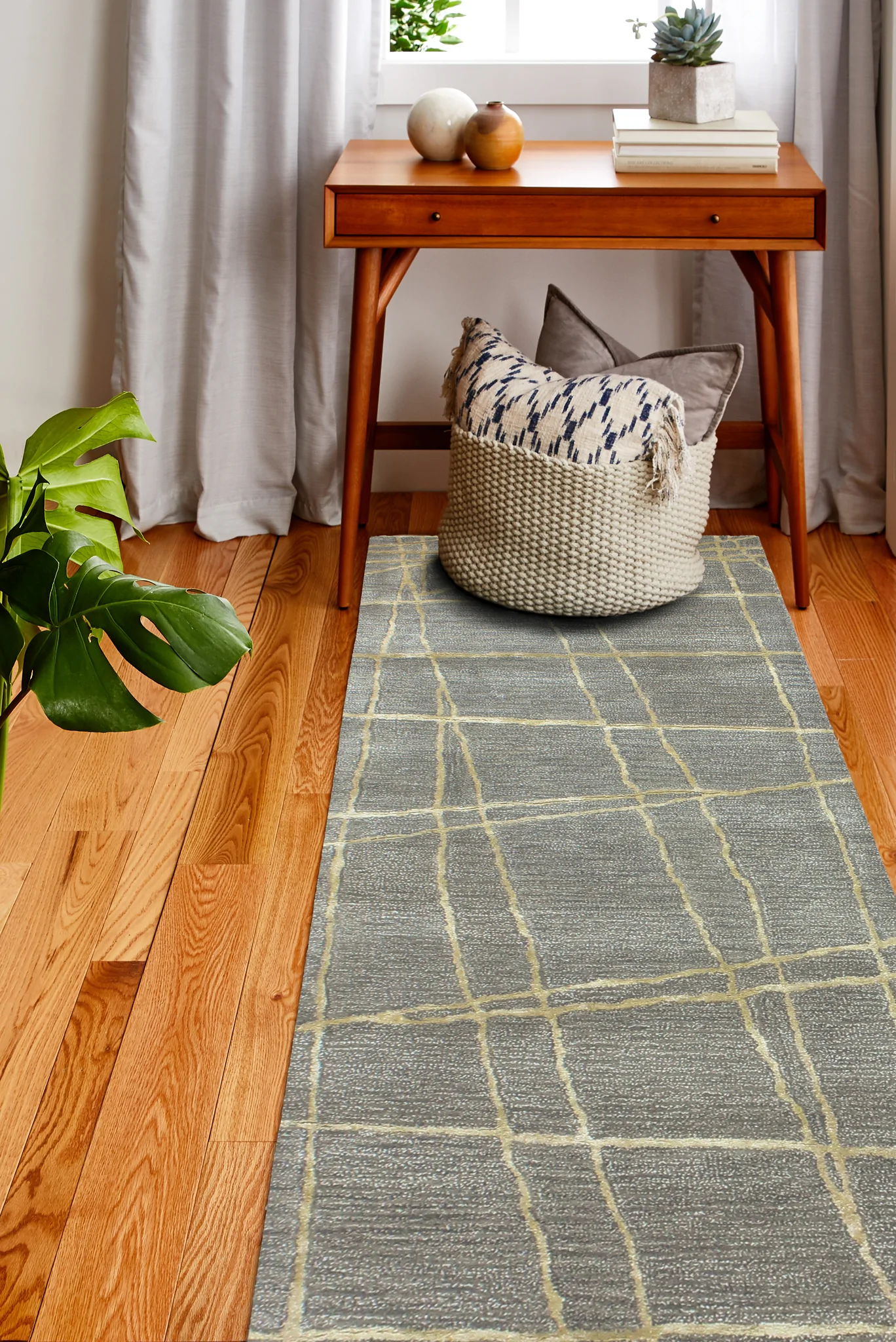 R129-GY-HG312-RUN-CH_SCENE94_1024x1024@2x