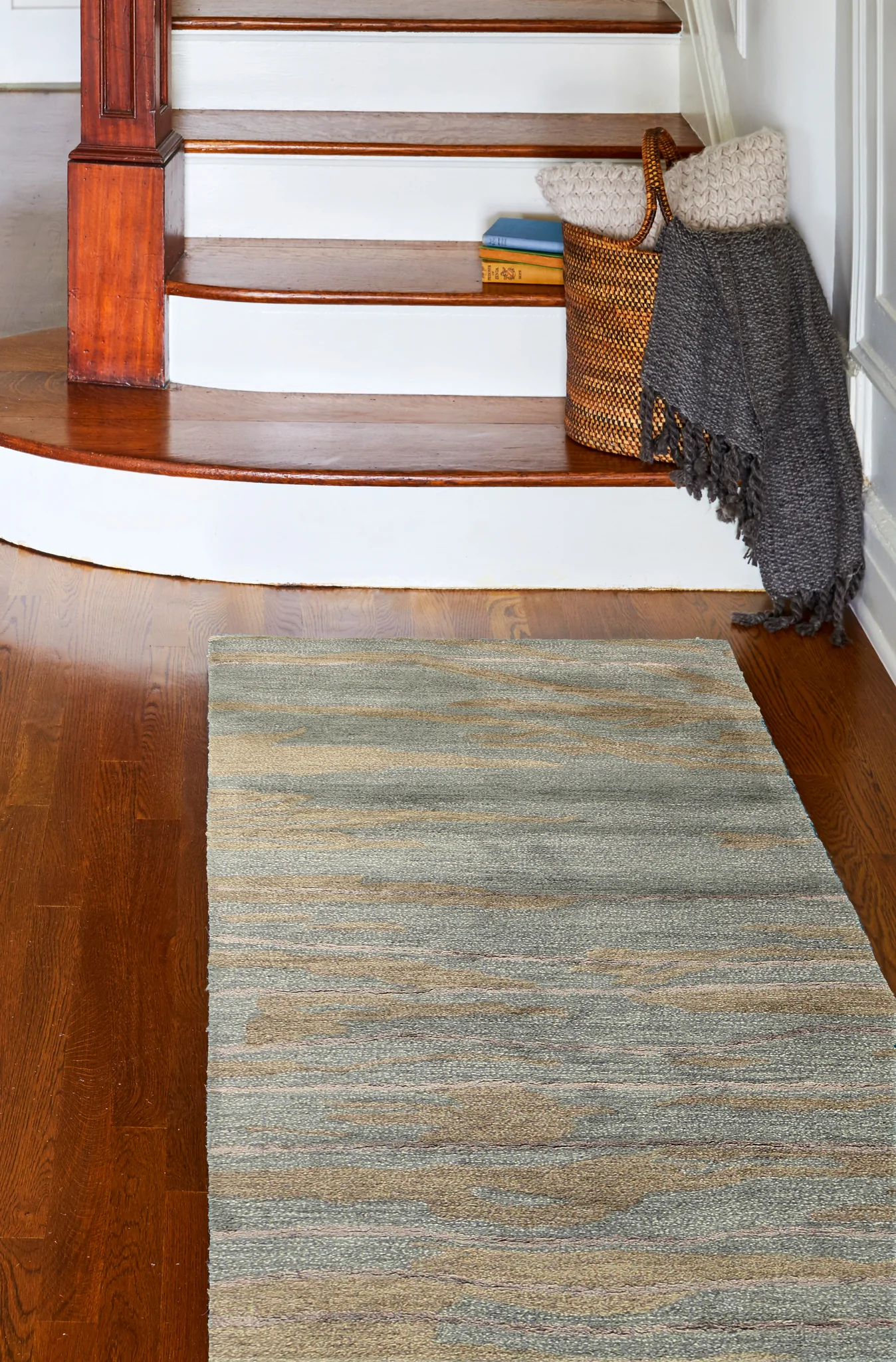 R129-SLA-HG259-RUN-CH_SCENE04_1024x1024@2x