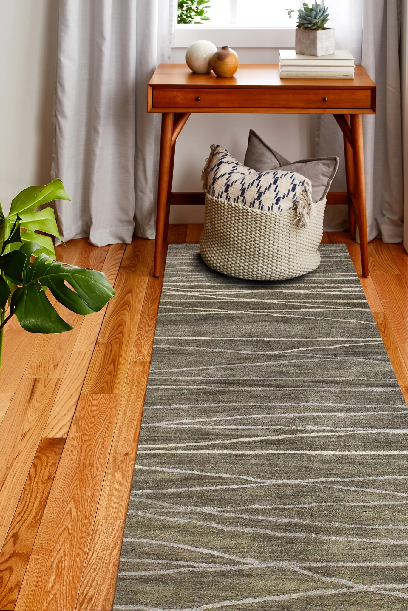 R129-TA-HG238-RUN-CH_SCENE94_1024x1024@2x