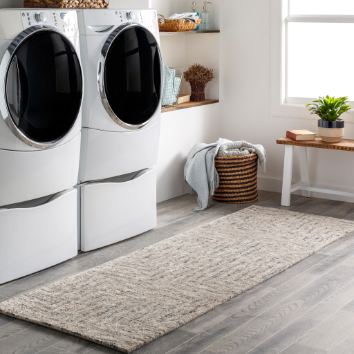 flc8000Runner-roomscene_201