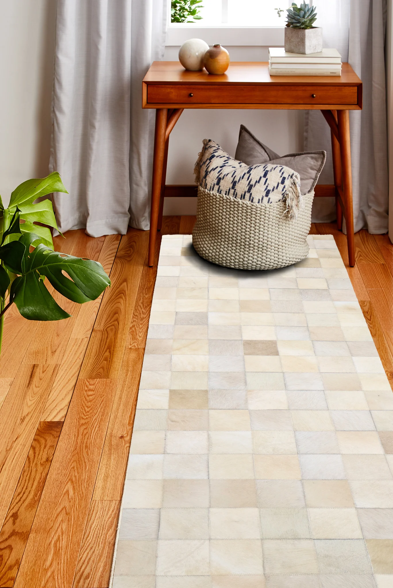 H112-CA-H44-RUN-CH_SCENE94_1024x1024@2x