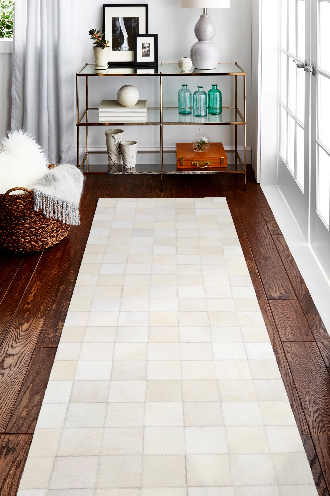 H112-IV-H44-RUN-CH_SCENE75_1024x1024@2x