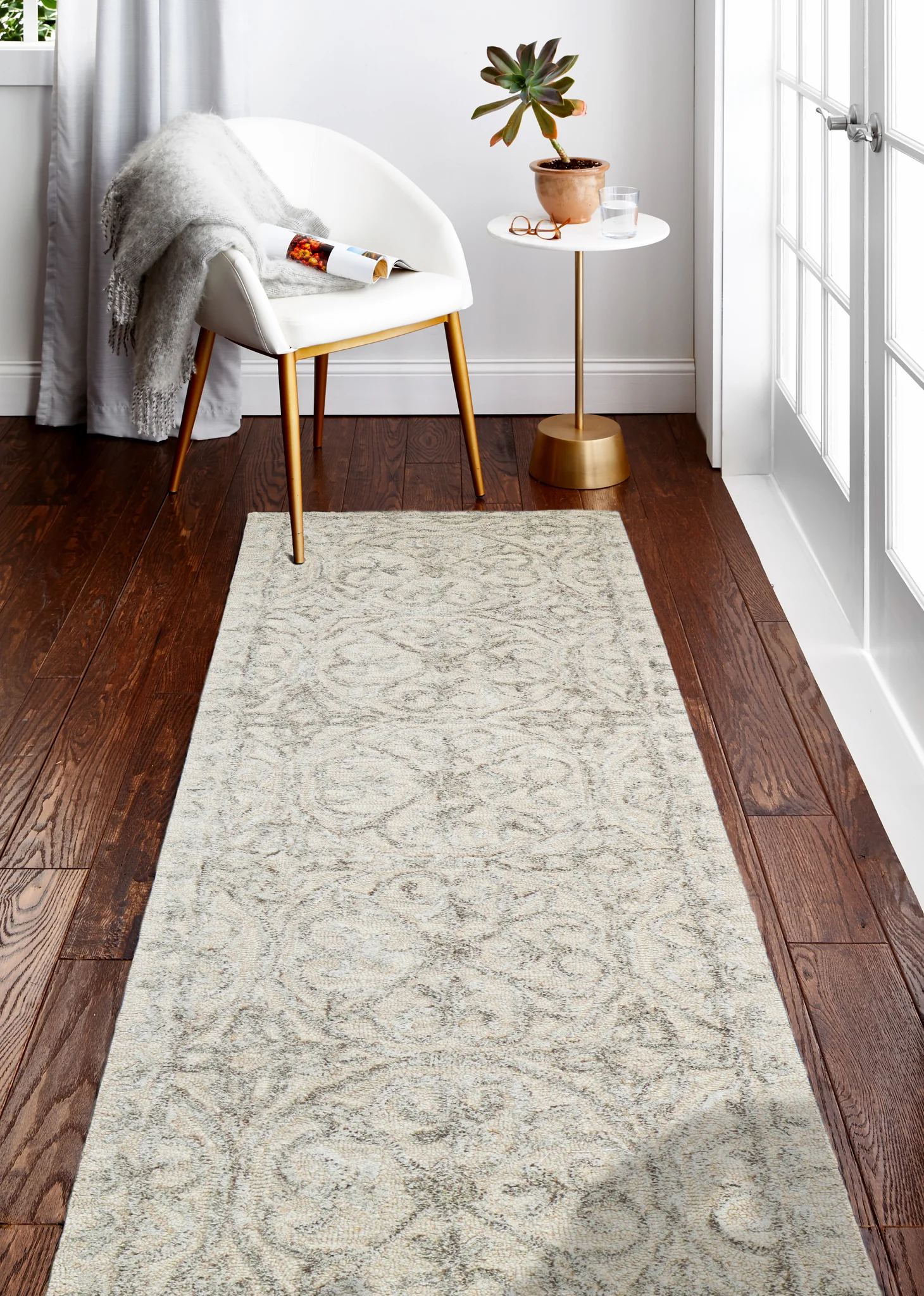 R130-WHT-LC157-RUN-CH_SCENE76_1024x1024@2x