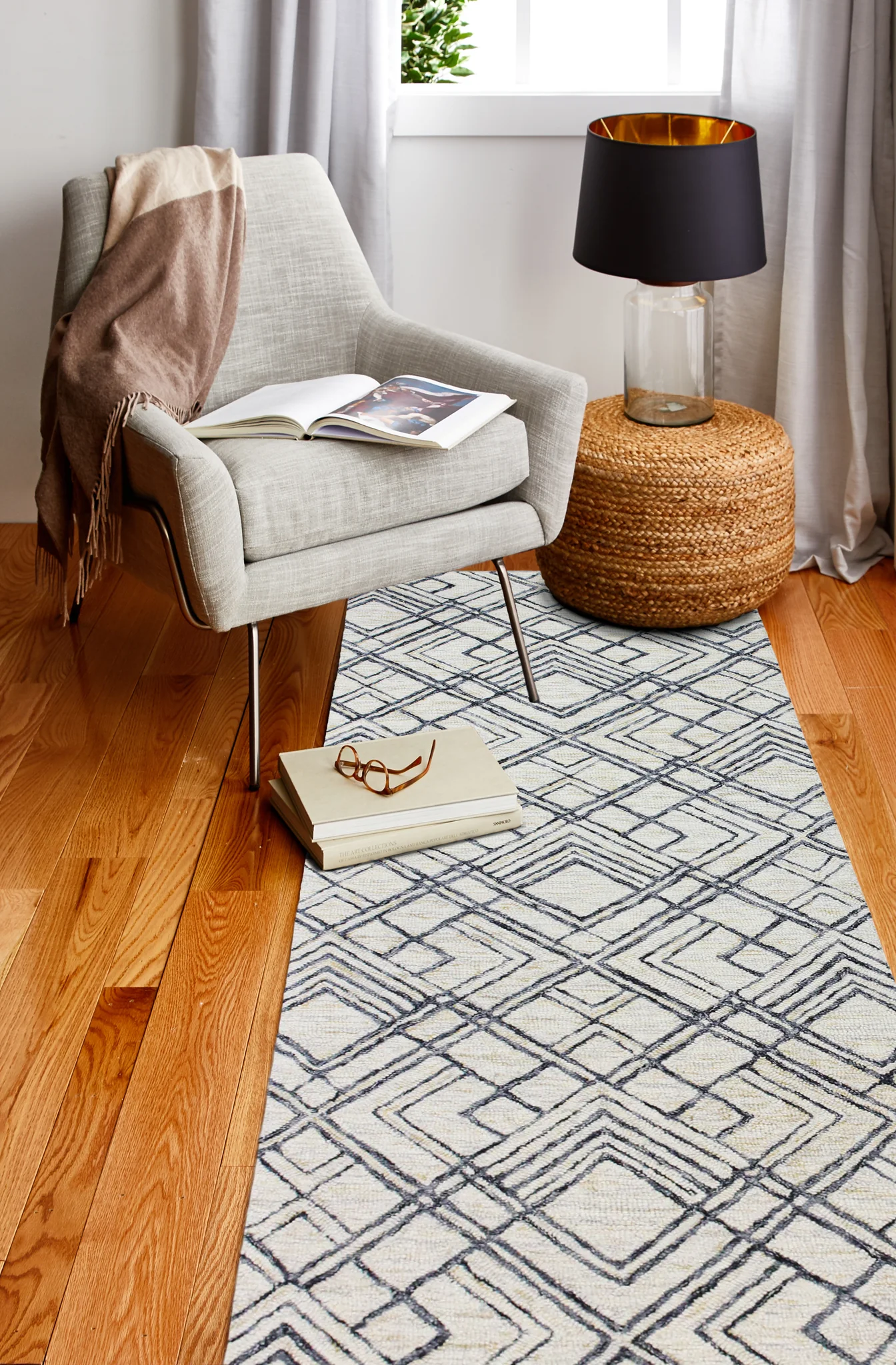 R131-IV-AL126-RUN-CH_SCENE92_1024x1024@2x