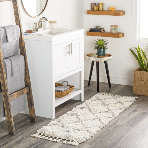 mro2303Runner-roomscene_201