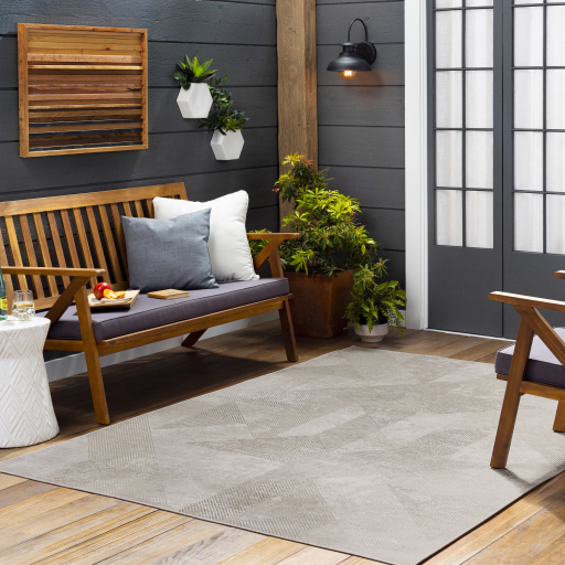 tsa1005Outdoor-roomscene_201