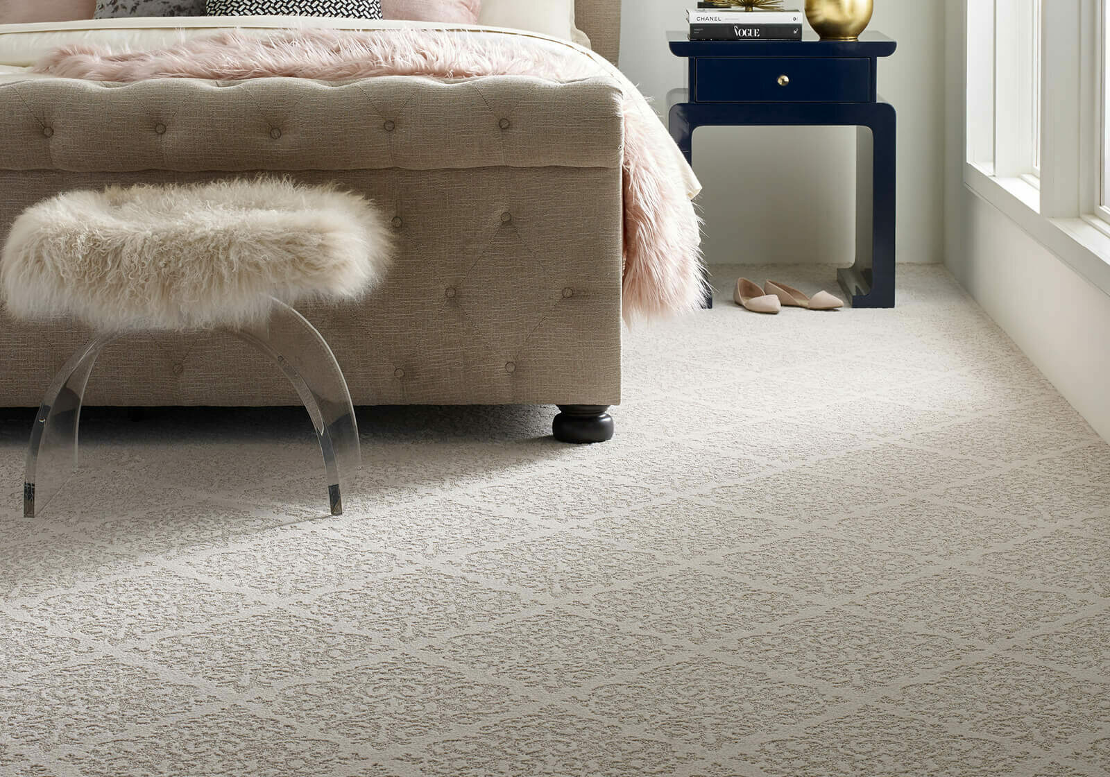 Chateau-Fare-CCS73-00800-Bedroom-V_1600x1600-landscape